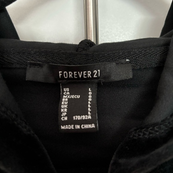 NWOT Forever 21 Black Velour Tracksuit Size Large - Picture 2 of 7